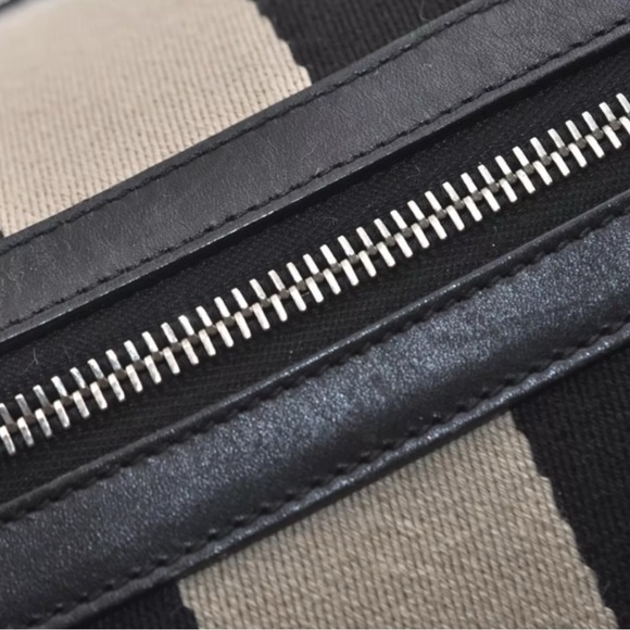 GUCCI - Jacquard Boston Bag - Picture 9 of 16